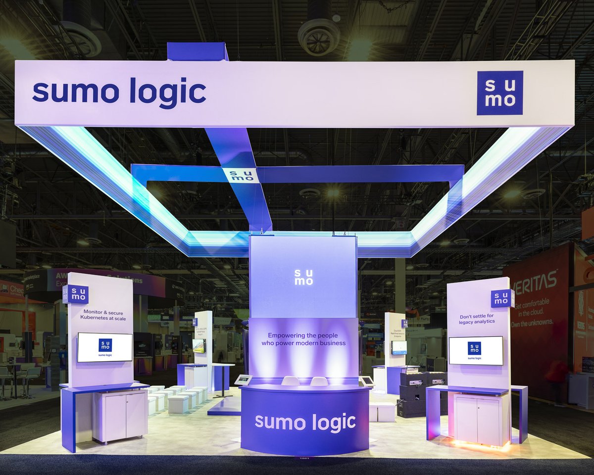 ProExhibits's tweet photo. [EXHIBIT SPOTLIGHT] @SumoLogic at #AWS... We love the clean, open lines and the messaging on the #LEDtiles! #builtbyProExhibits #exhibitdesign https://t.co/S3psoqHwoC