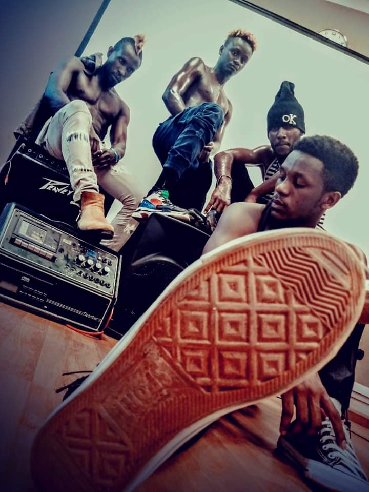 abdoul_sky's tweet photo. GoodVybz
We are YoungSaint always strong
Be ready for the new challenge vidéo dance
#Zipo🔥🔥🔥
#WerareYoungSaints The #BestDanceGroup
Don't forget to subscribe And Share,
YoungSaints DanceCrew - Choreography Music Group https://t.co/wy3oaZd6cN