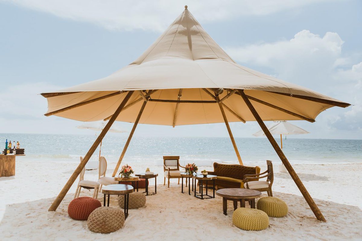SecretsResorts's tweet photo. At #SecretsCapri, our sugar white beach is surrounded by the crystal clear Caribbean Sea! What's your favorite #SecretsResorts beach view? https://t.co/BzfTOPYIo3 https://t.co/LWDZgfX1k9