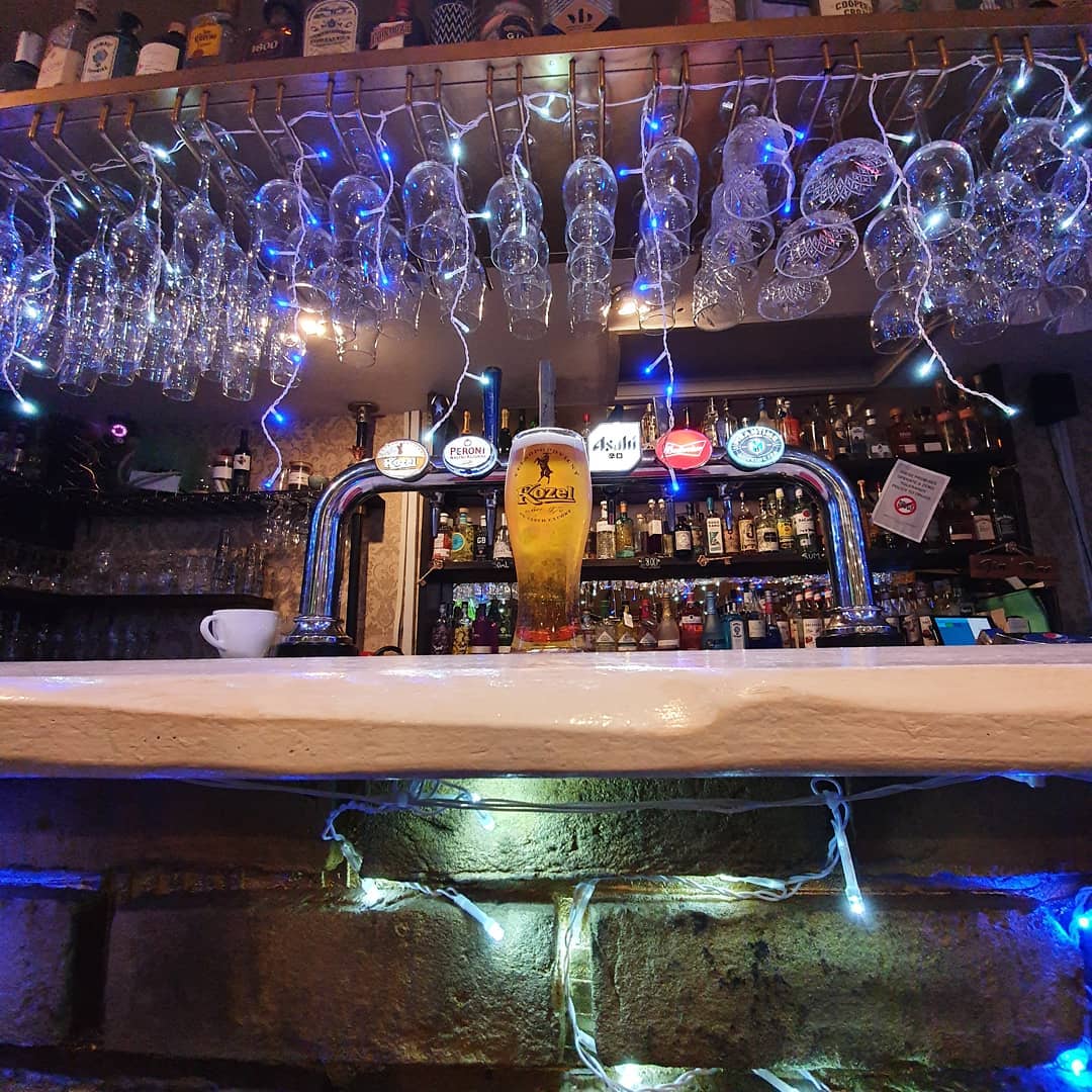 EmpireRestaura1's tweet photo. We love seeing your photos of your visits, thank you @stuhas_gins for the photo. We hope to see you again. 📸

Make sure to tag us @empirerest on your next visit! 
#regram #EmpireCocktailLounge #EmpireBar #EmpireHorwich #GreaterManchester https://t.co/iD5nebNj4A