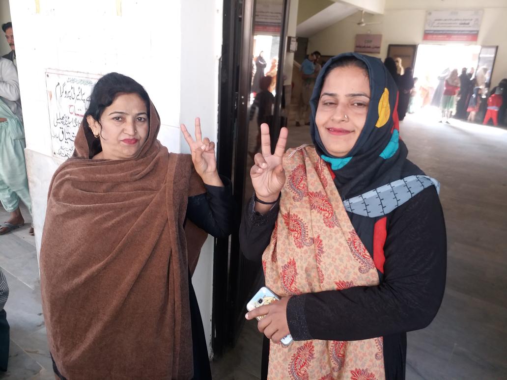 PakistanPara's tweet photo. پیرا میڈیکل جوائنٹ ایکشن کمیٹی سندھ گورنمنٹ ہسپتال تانگہ اسٹینڈ حیدرآباد میں احتجاج اپنے حقوق کے لئے https://t.co/LpILt1lyvM