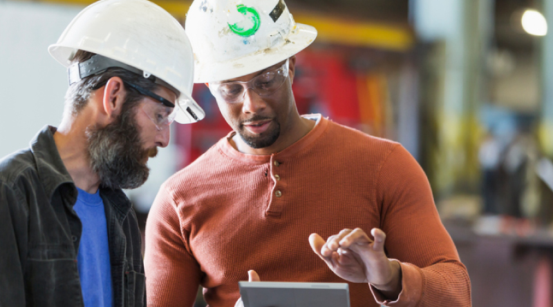 How Technology Is Transforming the Construction Industry
Technology is changing the construction industry. Learn how technology helps with labor shortages, safety and risk management, and operational efficiency.
VIEWPOINT.LIBERTYMUTUALGROUP.COM/ARTICLE/HOW-TE…