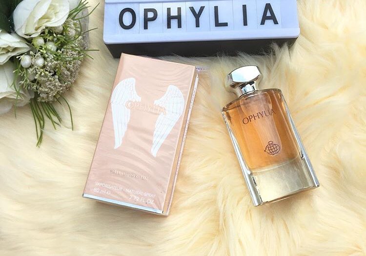 Promo Sales!Promo Sales!24hours long lasting perfumes OPHYLIA(Woody&Sweet scent)BERRIES WEEKEND(floral&citrus scent)AVENTOS BLUE FOR HIM(Strong mandarin scent)AVENTOS FOR HER(Fruity fresh scent)All at the price of #4,000 only Please Rt for my customers on your TL.