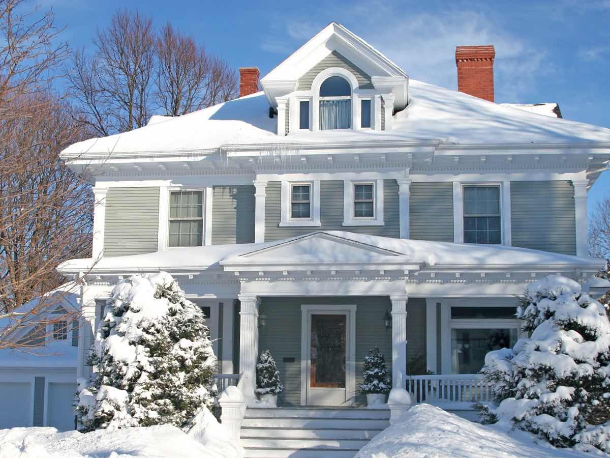 CondoShops's tweet photo. FREEZE! 8 ESSENTIAL WINTER HOME MAINTENANCE TIPS THAT’LL SAVE YOU BIG-TIME... https://t.co/mlfeJrcFMP https://t.co/A1fBdhRxf2