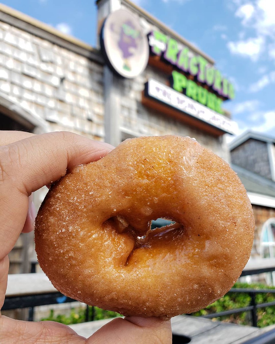 Our favorite flavor named after our favorite thing,  “OC Sand.” 🏖️
📷: <a href="/BmoreFood/">BmoreFood</a> #ocmd