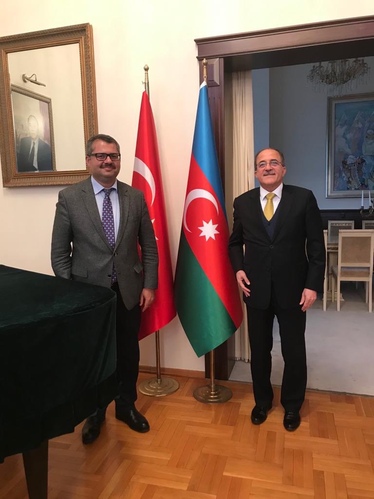 SuayAlpay's tweet photo. Azerbaycan’ın, Türkiye büyükelçisi Hazar İbrahim kardeşimizi ziyaret ettik. Can Azerbaycan ile Türkiye’nin bir millet iki devlet gerçekliği üzerinden kardeşliği,dostluğu birlikte büyüme ve geleceğe yürüme sorumluluk ve kararlılığımızı konuştuk https://t.co/5xyR7HIrVb