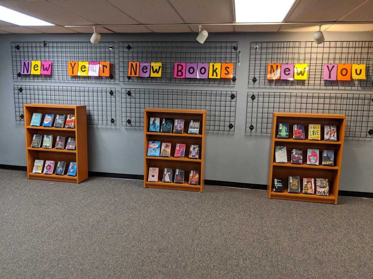 WSHSMC's tweet image. New Year
New Books
New You

Come add your 2020 word and resolution to our 2020 poster.

And check out a brand new book while you are at it!