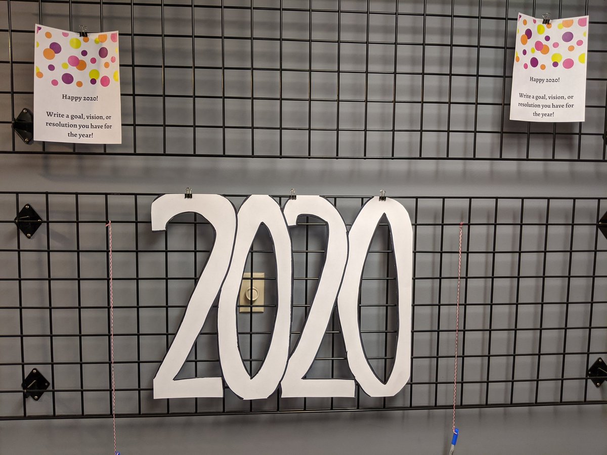 WSHSMC's tweet image. New Year
New Books
New You

Come add your 2020 word and resolution to our 2020 poster.

And check out a brand new book while you are at it!