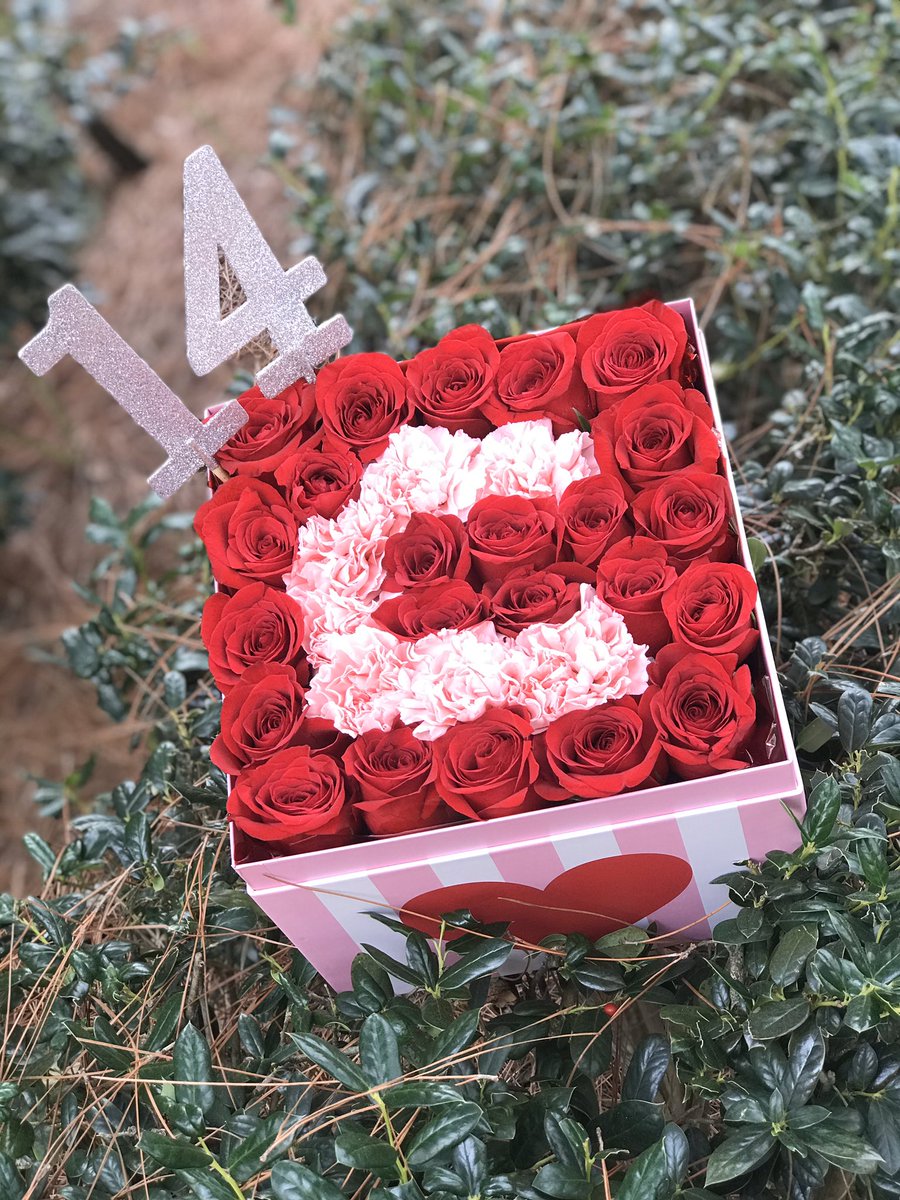 sheshethadon's tweet photo. Valentine’s Day box / 14th B-day box

#TheFlowerPlug #FlowerBae #IdealFlowers #BonitaFlowerBox https://t.co/otL4rV9vZu