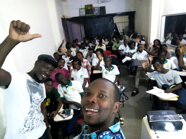 INMAAC – UAC : Projection du film ZanKlan &amp; annonce des #CourtsDuSoir N°3 à #ArtisttikAfrica, le jeudi 30 janv. 2020. 
Au programme: Les courts métrages de Steve Kamdeu (Cameroun) et de Sènami Kpetehogbe (Bénin).  artisttikafrica.com/index.php/cent…