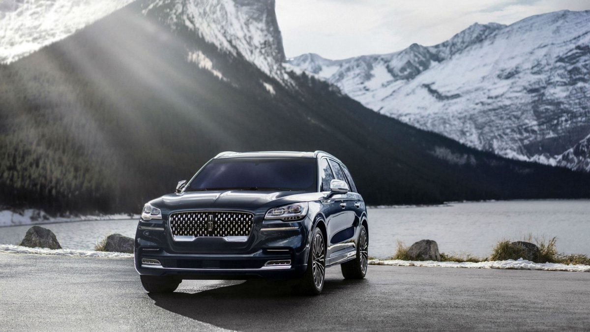 AutoIQNetwork's tweet image. The next winter storm is just around the corner, but that icy sleet pelting windshields won’t stand a chance against the all-new Lincoln Aviator equipped with intuitive and time-saving technology like heated wipers made to make winter driving effortless.

bit.ly/39Rewn4