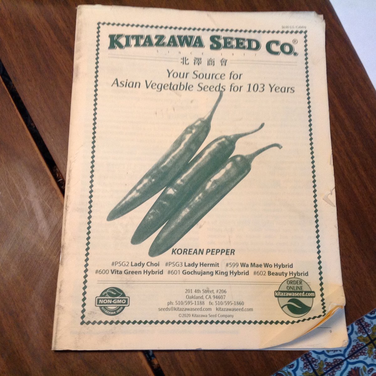 Shoutout to Kitazawa Seed Co in Oakland. World-class NONGMO seeds. 

#NonGMO #organic #organicseed #farming #agriculture #seeds #organicfarming #organics