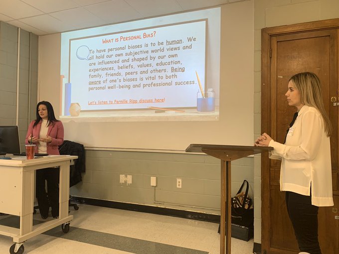 View image on Twitter