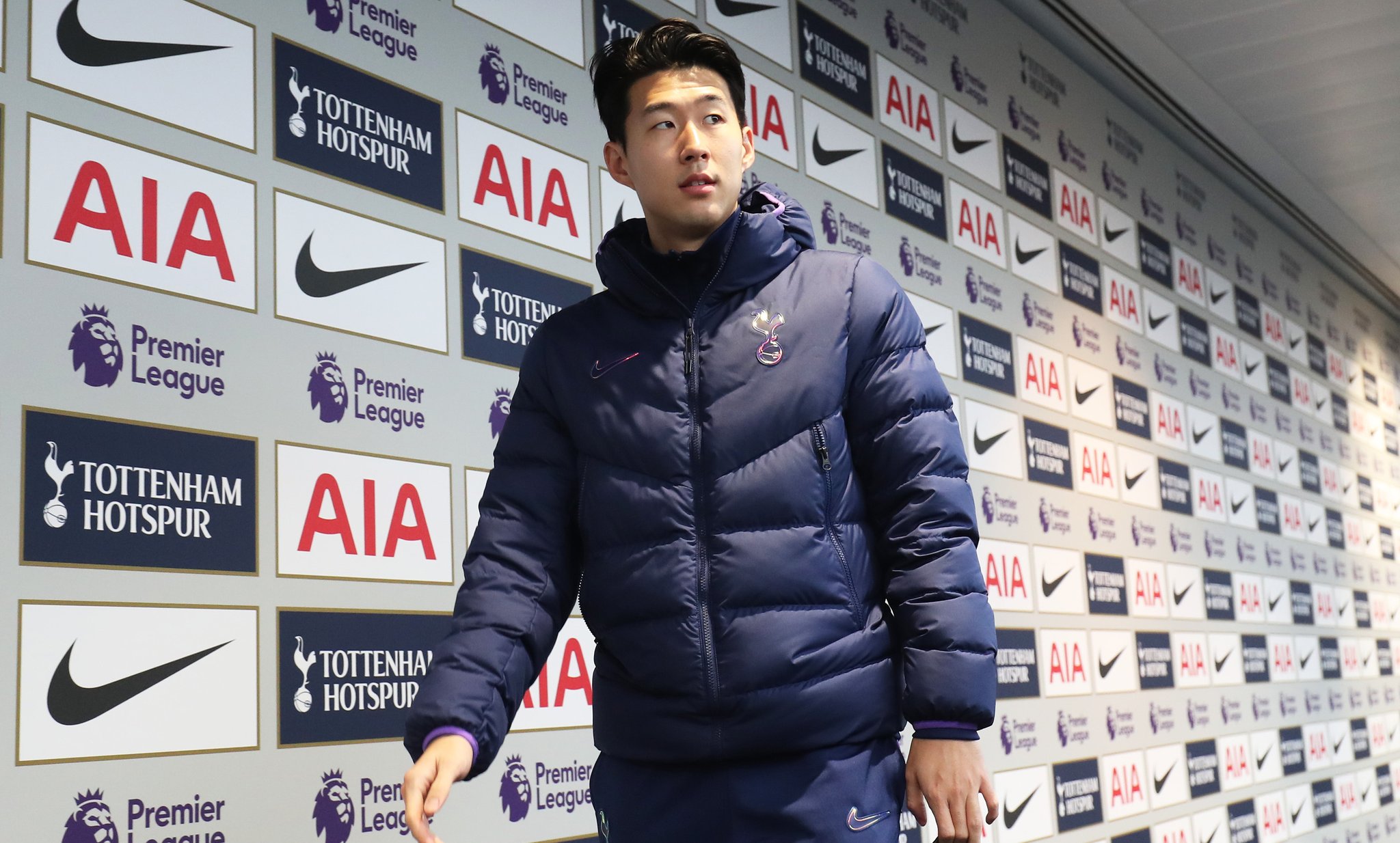 Tottenham hotspur winter jacket hot sale