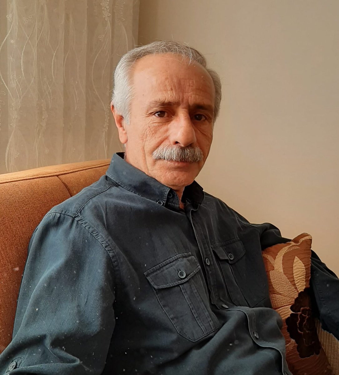 Hasbey Köksal: Di Zimanê Kurdî , zaravayê Kurmancîyê da peyvên Cotepeyv

☑️Armanca min, ji zimanê xwe ra xizmetekî bikim û yen ku li ser zimanê Kurdî dixebitin, lêkolîn dikin ji wan re wak çavkanîk bibim.  Va jî ji bo min rûmetekî mezin e...
nupel.net/hasbey-koksal-…