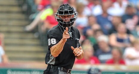 umpattirecom's tweet photo. ๐ GUESS: What does โL.U.C.โ pads stand for in the Magnesium @ALLSTARSPORTS #UmpireMask?
Any serious or not-so-serious answers welcome. Best answer wins you โSmartest Umpire of the Dayโ! https://t.co/uVDhkU5eYp