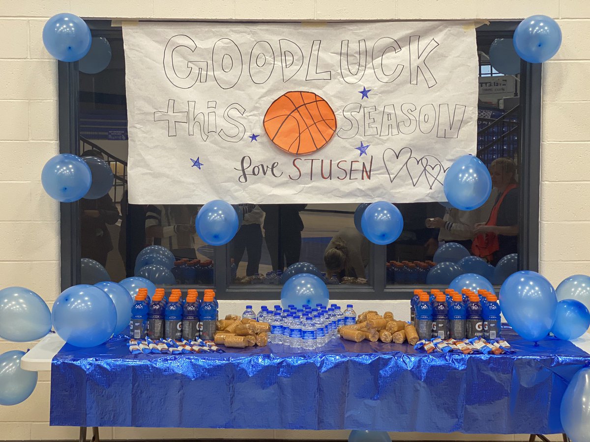 IT’S BASKETBALL SEASON PEOPLE! Wishing the best of luck to our team!🏀 #ballislife