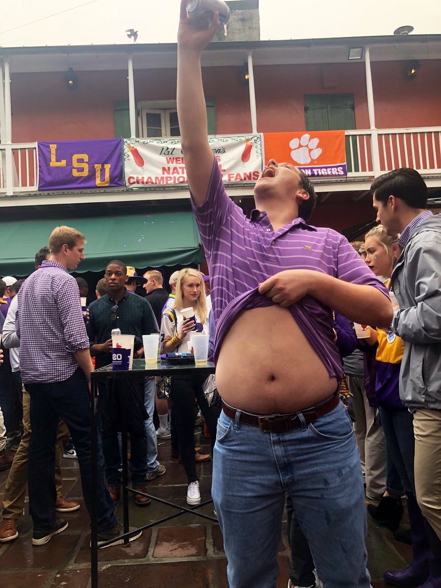 CreelsBelly's tweet photo. One last pour for the tigers &amp; the bellies best season yet #GetTheFat https://t.co/2Wn1ZyqQJB