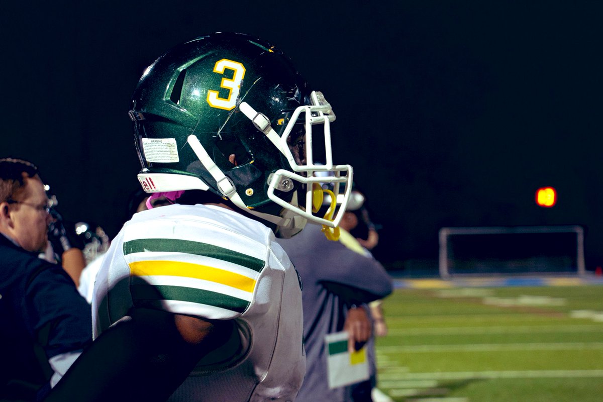 __Ci3__'s tweet photo. Ultimate Highlight Tape! (soph.- sr.) https://t.co/5SKkMjGMRB https://t.co/BFkp7lkC3T