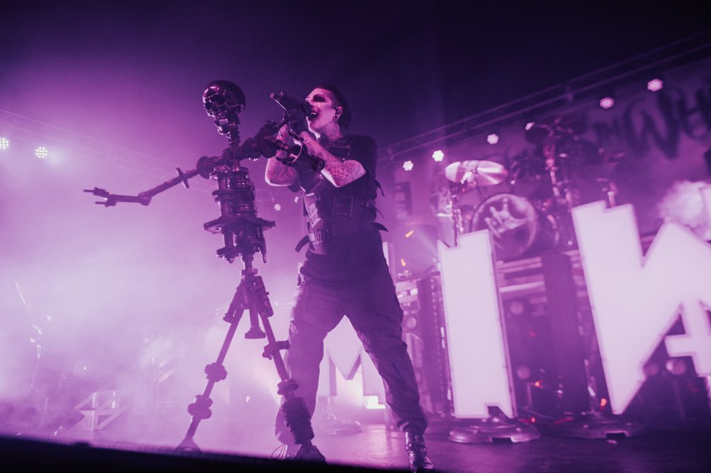 Chris Motionless tweet media