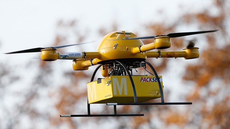 AirKertz's tweet photo. Regardez bien ! Ceci est bien réel ! L'année 2020 commence bien pour la livraison des drones ! https://t.co/uy3R0a4rzs