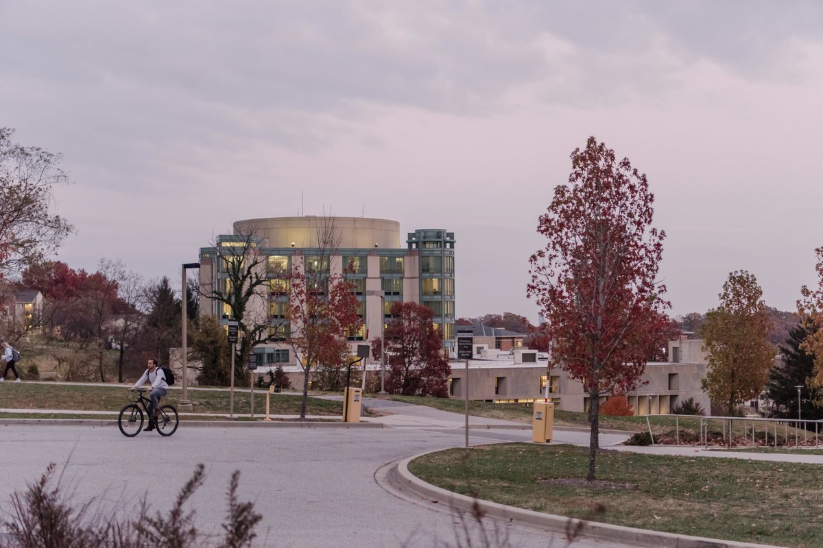 UMBC's tweet image. Rankings released today by @usnews recognize UMBC as having one of the best online master&apos;s in Computer Information Technology Programs. #UMBCproud #UMBCcomputing bit.ly/2Tq3uz8