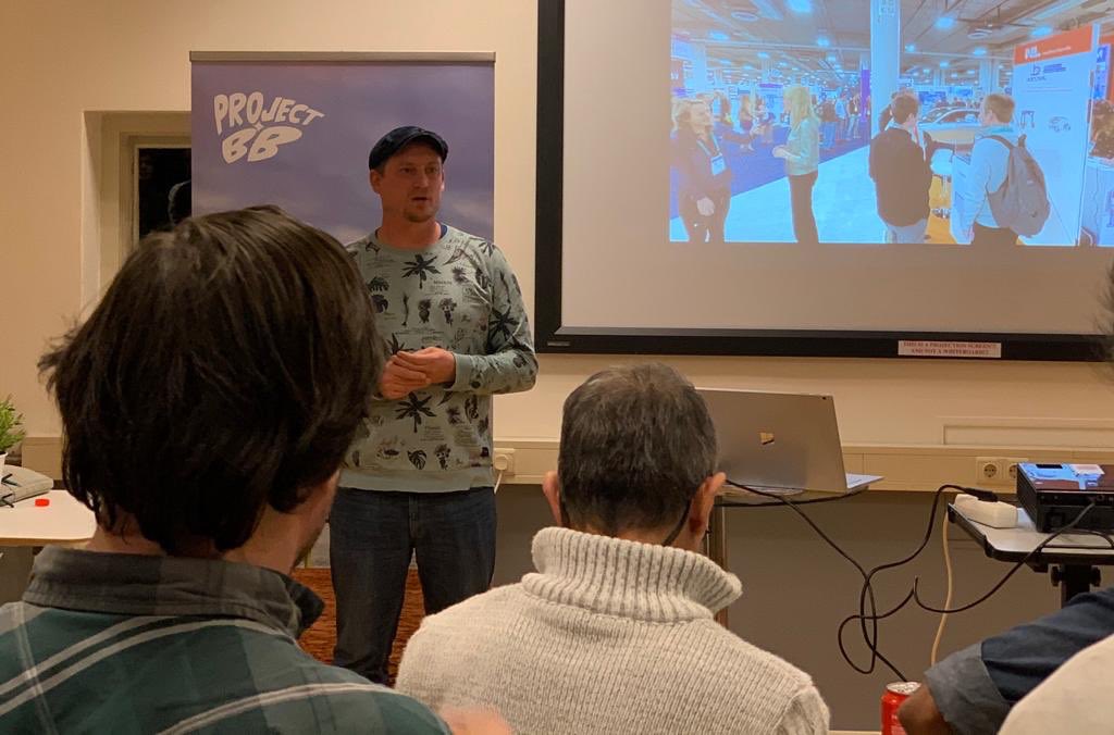 RoboValley tweet media