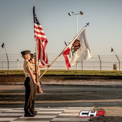 lemooreraceway_'s tweet photo. #NewProfilePic https://t.co/gYDitB8qIL