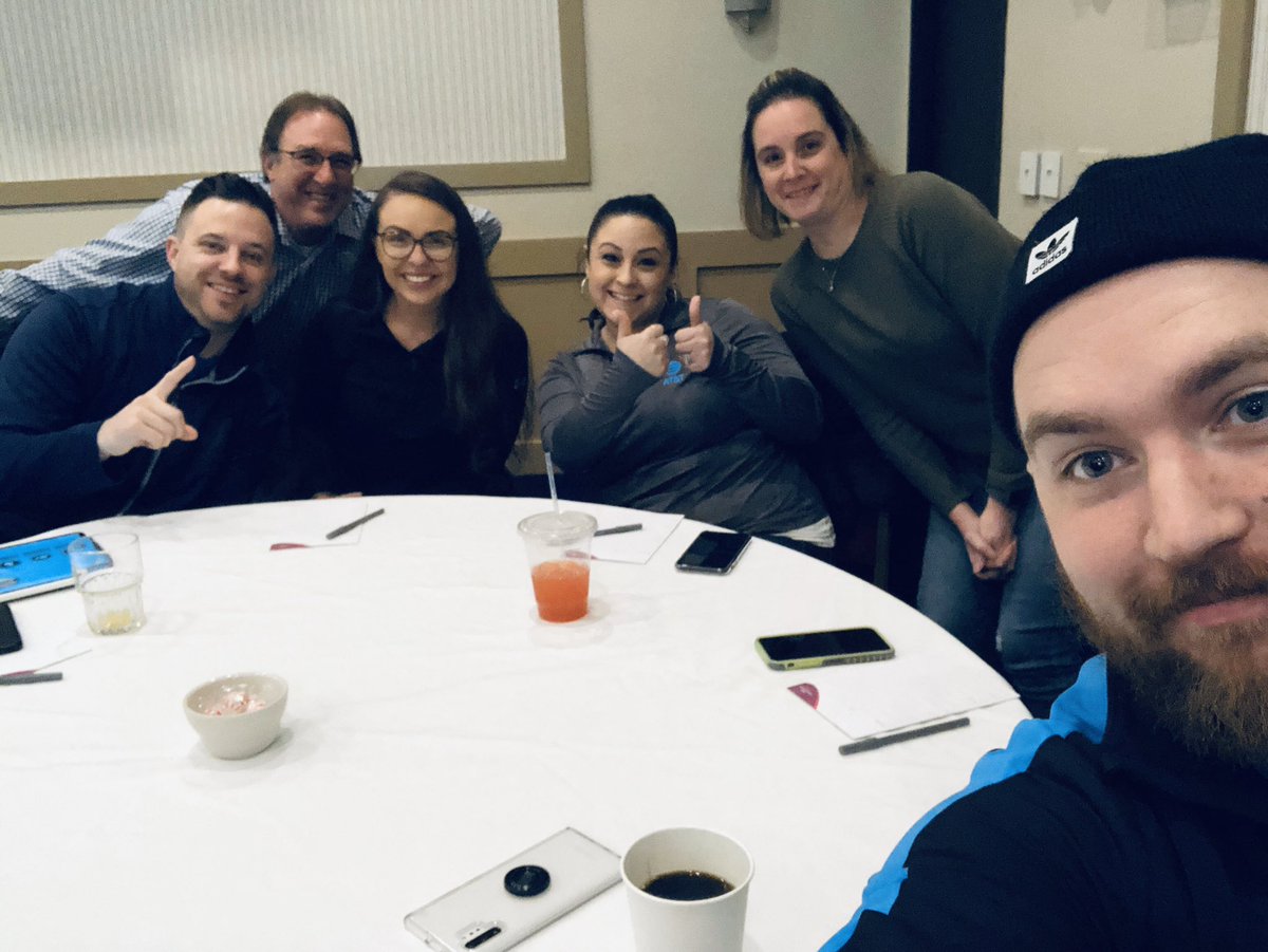 SelenaGreenGLM's tweet photo. Awesome time at Apple Masters training! Excited to share my new knowledge with my team and customers! #Attlife #AppleMasters @GreaterLakesMkt @GR8rLakesGr8est @donna_turgeon @Garcia_Racheal7 @Jason_Ziemba https://t.co/lAW3zdYM8u