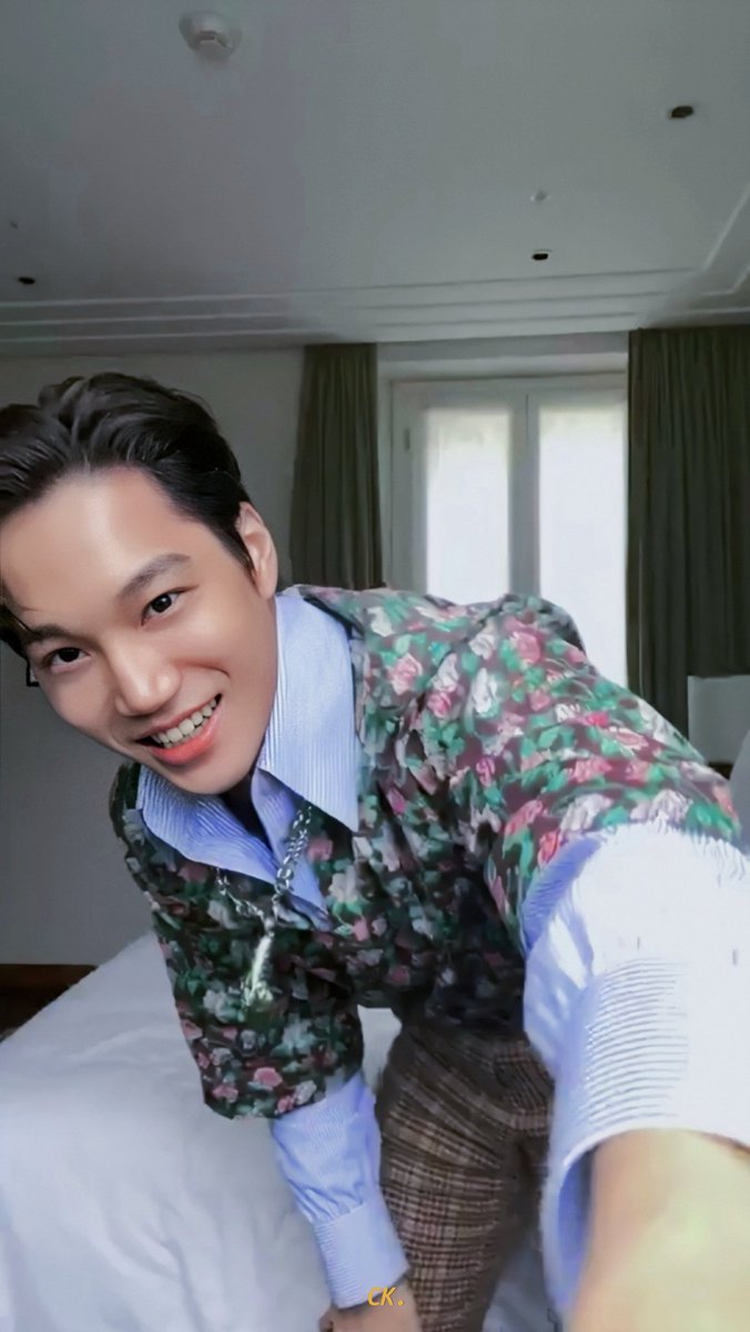 cikentender's tweet photo. good night!🌙

#엑소카이 #카이 #KAI #JONGIN @weareoneEXO https://t.co/IQ42faEYIK