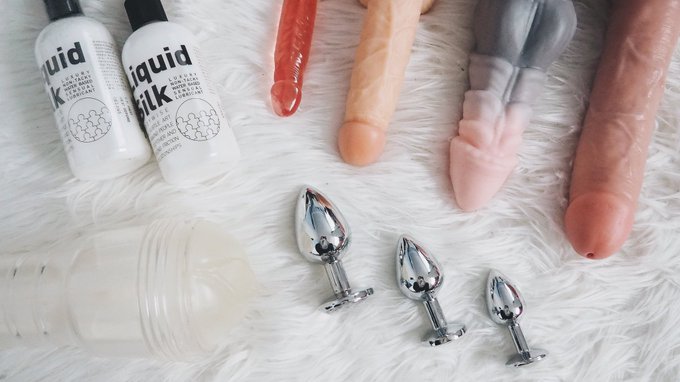 what should i get next? https://t.co/ByKoR68HKD