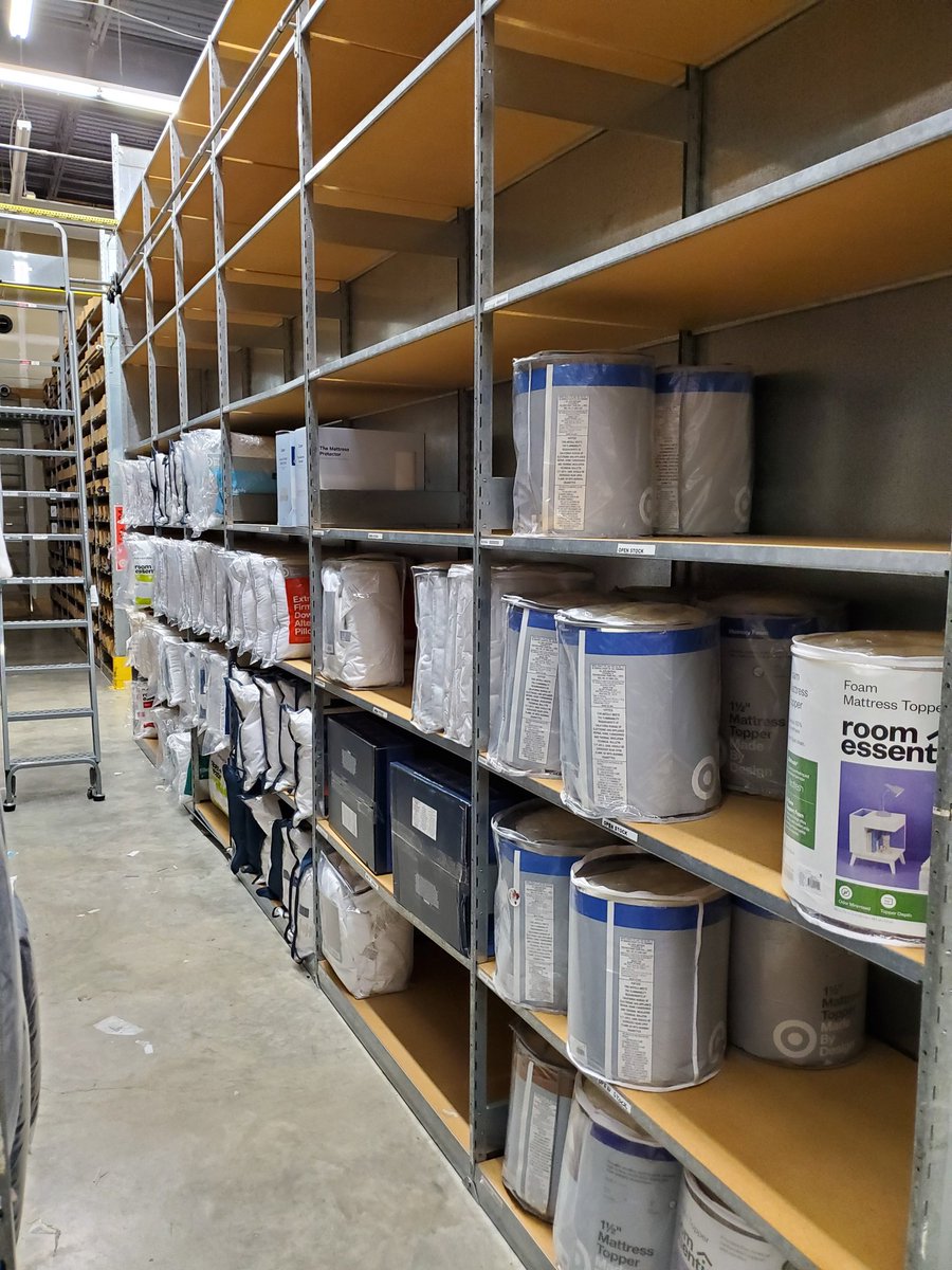 Boxless in Beds at T1279
<a href="/heit_tim/">Tim Heit</a> <a href="/RicaDevas/">Erica DeVasier</a> <a href="/afadnesstarget/">Amanda</a>