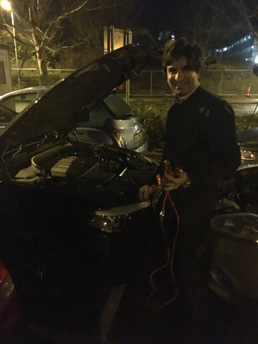 oconnellclare's tweet photo. Grateful to Gen Surg on call for their input in jump starting Urology on callβs car #MDT #jointcase https://t.co/e0lNqarXef