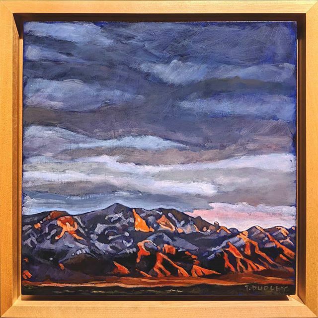 FreemanGallery1's tweet photo. And the third new Sandia Mountains piece from Tracy Dudley! "Sandia Majesty", acrylic on panel, 10x10".
.
.
.
.
.
.
#sandia #mountains #epic #nature #serene #acrylicpainting #contemporaryart #landscape #sky #bluesky #sunset #newmexico #albuquerque #riora… https://t.co/iBibfYswHU https://t.co/PXqhuu3NPT