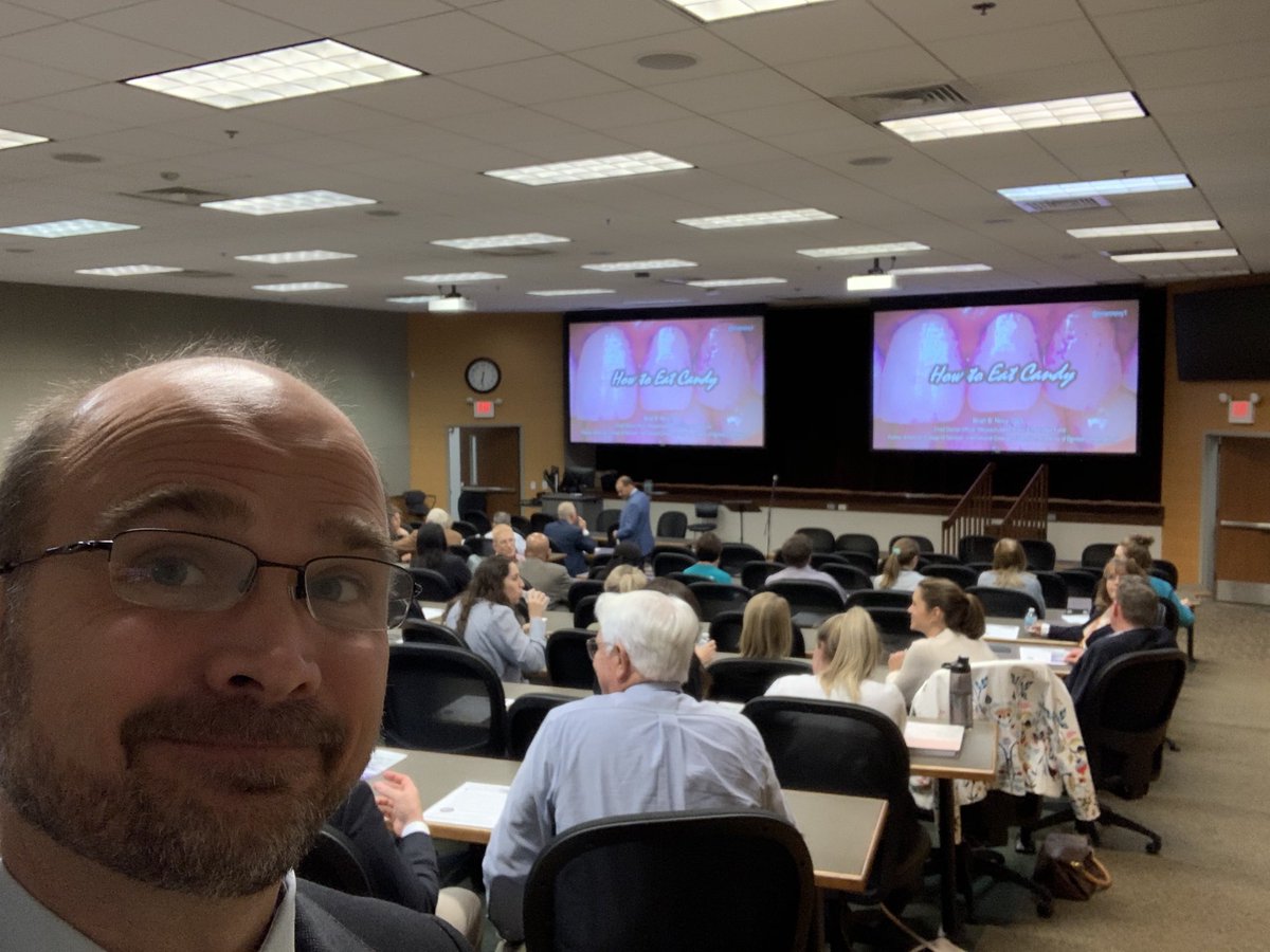 BrianNovy1's tweet photo. The dentists gather @TNDentalAssn for #Howtoeatcandy #expectoralhealth https://t.co/pQFEmByFzi