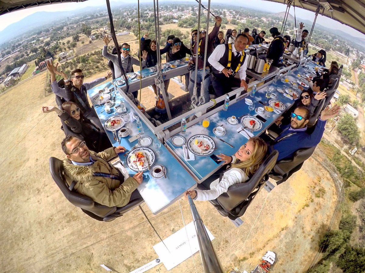 DITSMEXICO's tweet image. Nuestras fechas y sedes oficiales en #2020 de la experiencia Dinner in the Sky. Si no la has vivido, cordialmente invitado (a).
Teotihuacan, Monterrey, Tequila, Aguascalientes, León, Puebla, CDMX. dinnerinthesky.com.mx