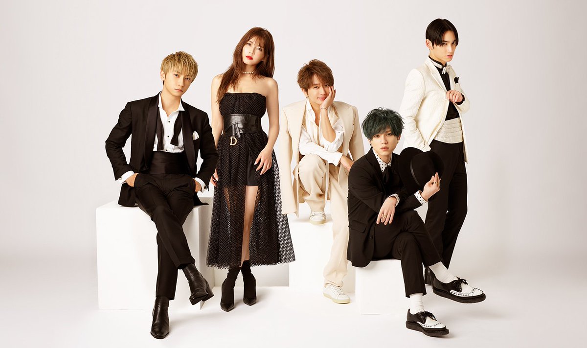 musicpoplife's tweet photo. #AAA #15th #AllTime #Best #thanx #AAAlot #thankyou
2020.2.19(水)
AAA 15th Anniversary All Time Best -thanx AAA lot-
Price:¥10,789 税込
57曲に加え、
アルバムやカップリング、人気曲16曲。
57 single title songs, 16 popular songs recorded on albums.
https://t.co/nmTcXVD6WV https://t.co/pPIaSwFjEx