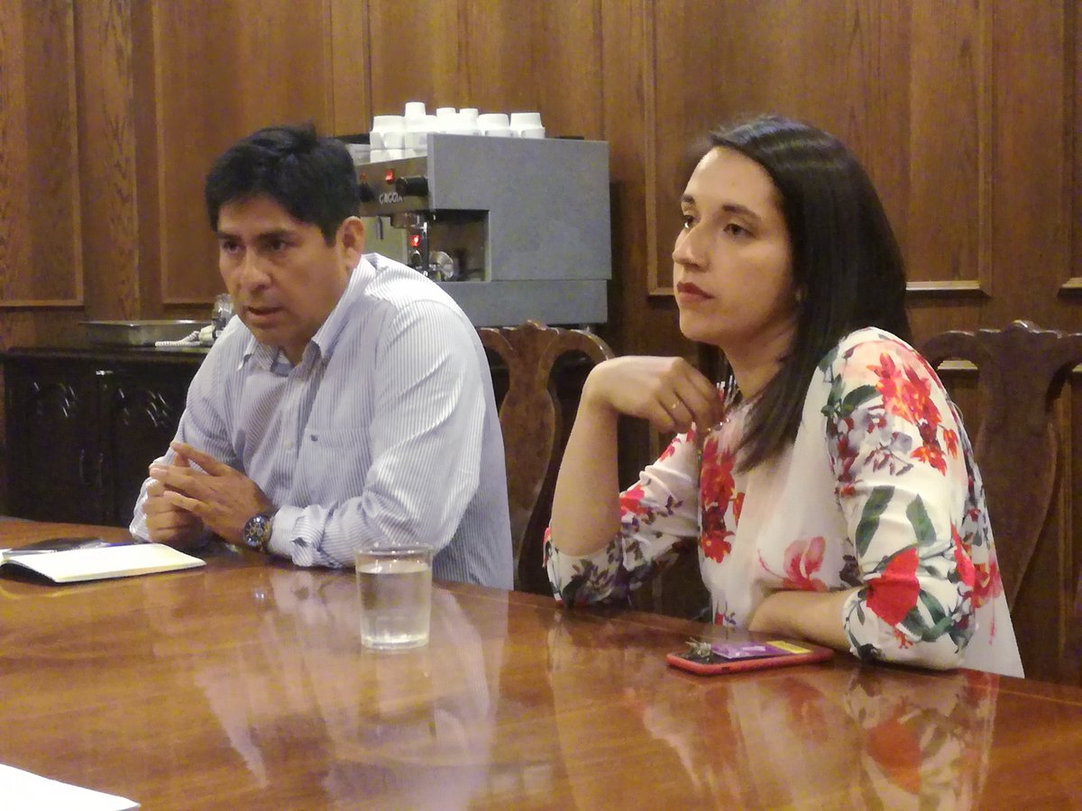 MillaburAdolfo's tweet photo. [AHORA]Participando de reunión conjunta con alcaldes mapuche y representantes de pueblos aymara y likanantay sobre propuesta de escaños reservados que será presentada está tarde por ediles de Amcam ante Comisión de Constitución de Cámara del Senado.
#lavkenche #biobiochile https://t.co/Rzk4XRP2kC