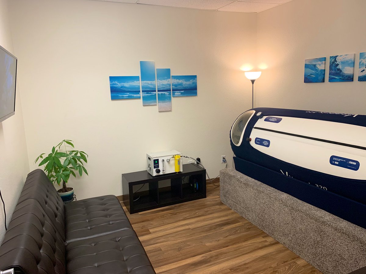 OCRPlus's tweet photo. OCR Plus WELLNESS! Now accepting appointments. Visit us at https://t.co/Hvdz9ACyLB                          #HBOT #OCRPlus #LasVegas #HyperbaricOxygenTherapy #HyperbaricTherapy #Wellness #Relax #Breathe #HealtyLiving #HealthGoals #Recovery https://t.co/zRP9bZTAaY