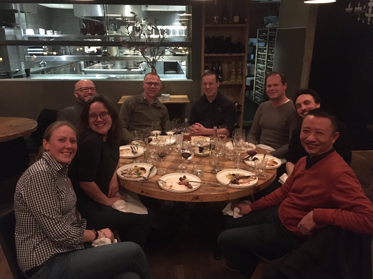 ChrisGeurts's tweet photo. This is the group #nerdfest https://t.co/lDI9ImJ1NM