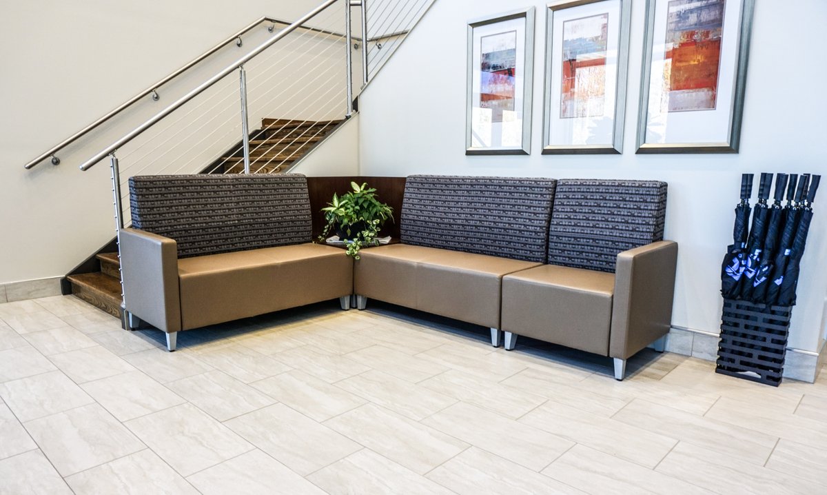 westbinteriors's tweet photo. Check out this beautiful lobby seating curated by designer, Amy Bright. This set up fits perfectly to both optimize the rooms space and still allow for free space and openness.
○
○
https://t.co/ln6RtP6BRh
○
○
#Seating #Lobby #organized #open #optimized #Beautiful #RoomGoals https://t.co/F4C89uRcri