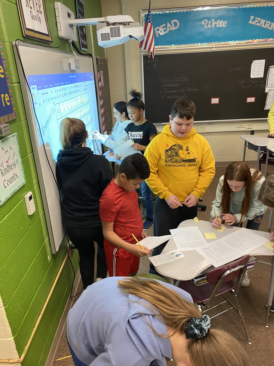 jamielynnbower's tweet photo. Today we practiced summarizing using hashtags! The students read short passages and summarized the main points using hashtags. They loved it! #boldschool #changeitup #maketeachingfun #makelearningfun @lycovalley @tim_fausnaught #hashtag #summarize https://t.co/EpYFFXdDnC