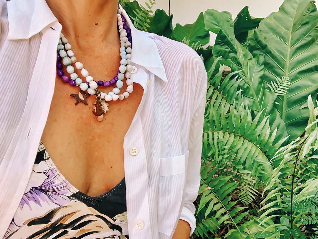 simbihaiti's tweet photo. Power beads & palm breeze 🌴Wear these versatile power wraps as a necklace or bracelet! 📿Tag a friend & tell them something empowering! 🌟 #simbihaiti #empower #powerbracelets
https://t.co/GXOdMnNRmY https://t.co/GNkxJC0WgL