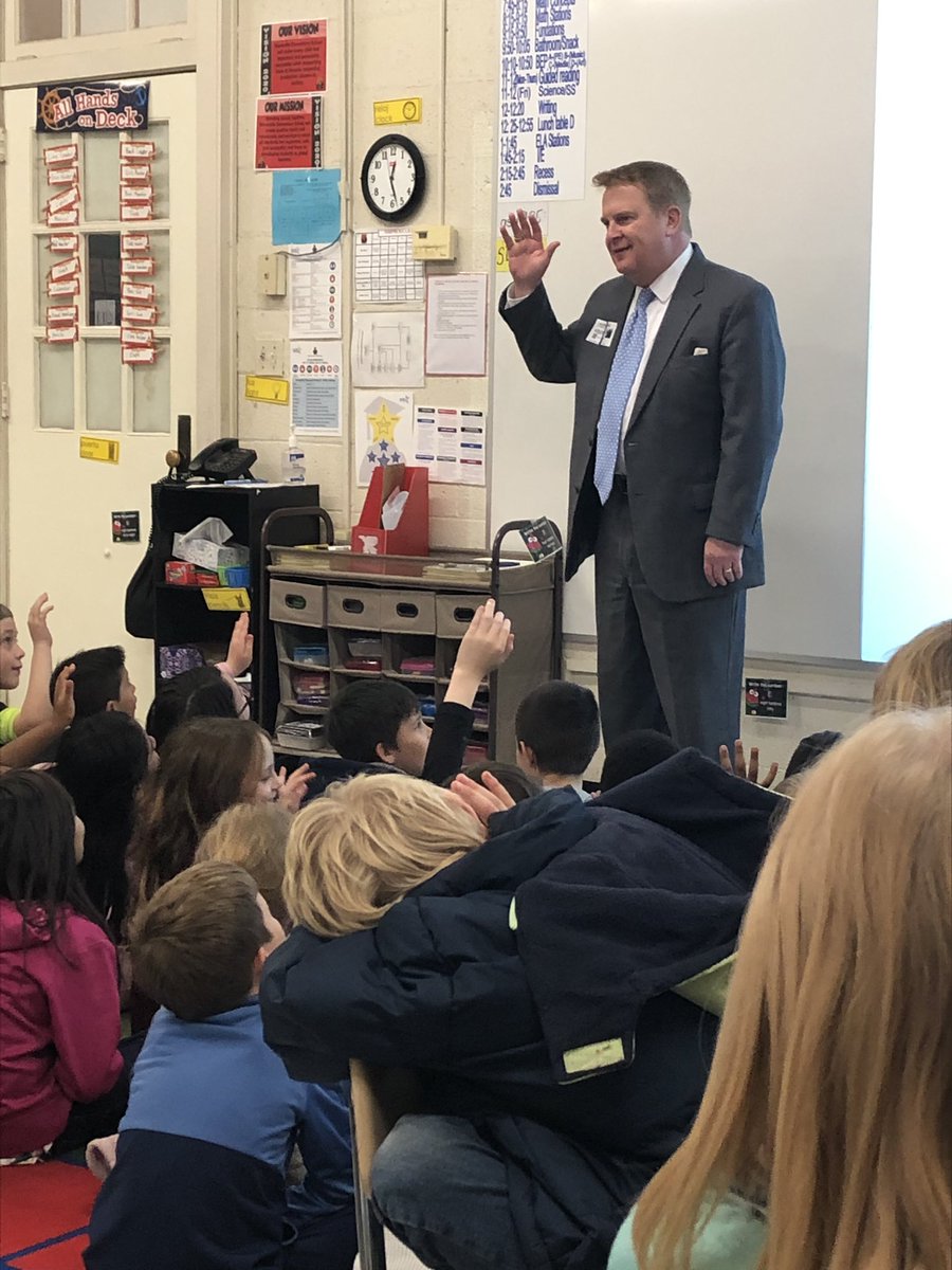 Second graders at SES had a special visitor today!  Meteorologist Van Denton.