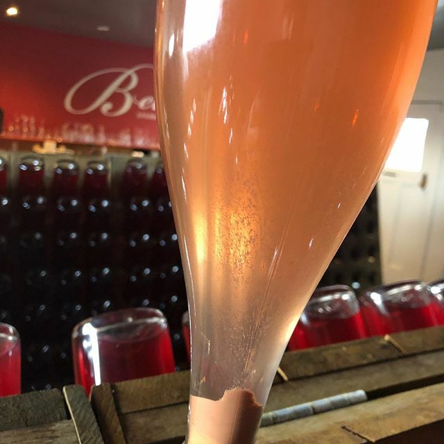 Curious why our wineclub is different?
.
The only #wineclub in BC that is #sparklingwine only.
FIVE different choices to suit your bubble needs :)
The only #wineclub with an all #ancestralmethod option.
The only #wineclub with a half bottle option.
FREE … ift.tt/3ajOg4W