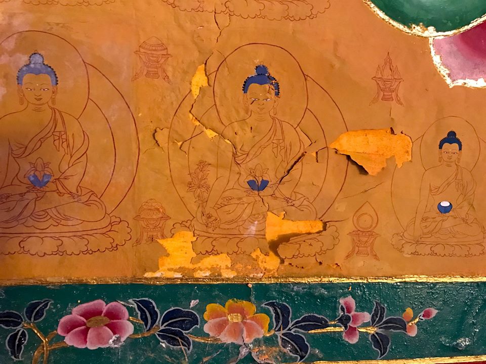 Learn about the challenges of conserving Buddhist wall paintings with Fellow Ann Shaftel! Click through the images, showing issues with varnish, environmental problems that lead to bubbling, cracking, or peeling, &amp; other major risks to this kind of art: bit.ly/38aMZv7