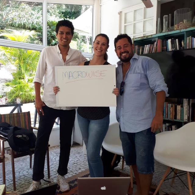 GMacrowise's tweet photo. Equipo Pioneros Macrowise Brasil. 
#MWPioneros https://t.co/DG8BbHN7Jy