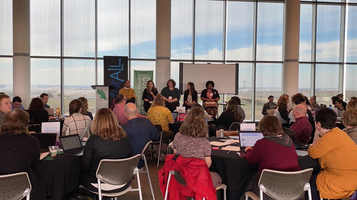 Lauren_Hut_SEO's tweet image. codeorg: RT CSforALL: “How often do you see a panel of all women doing great work in CS?” - JoshE_CSed #CSforALL #CSforALLSCRIPT codeorg NCWIT Lien_Diaz