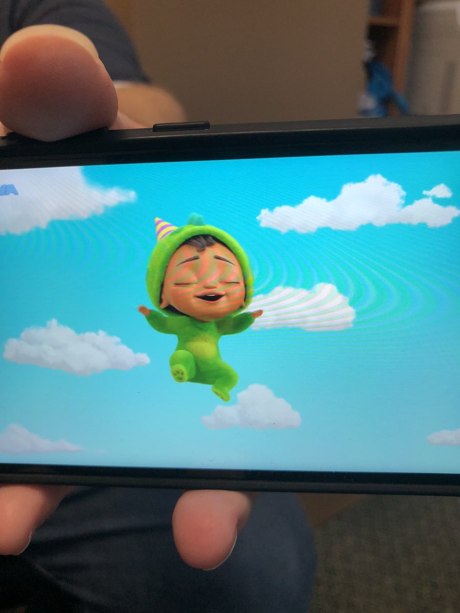 mandaplease01's tweet photo. @daveandava who is this child? I need answers!!! We found him in one of the happy Birthday songs! https://t.co/3wPah910Xf