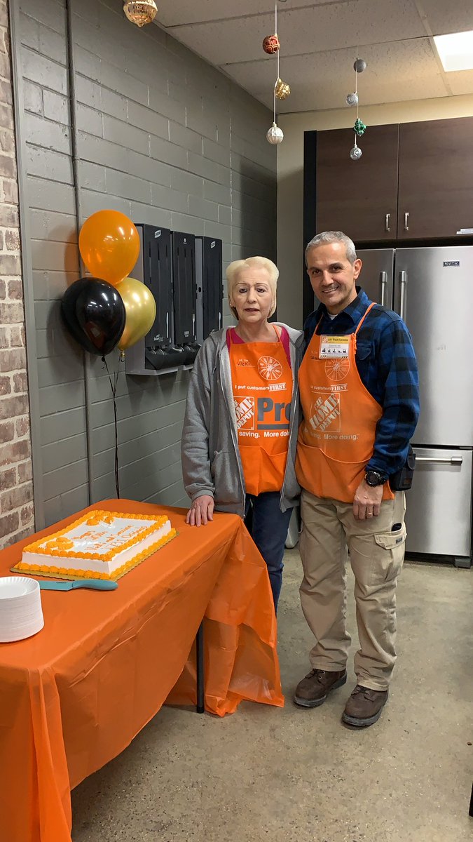 THDMadisonHTS's tweet photo. 2731 opened in January 2000! We are kicking off our 20th year celebrating 20 years of service for 2 of our original associates who opened our store - Vicki and Sassine! Thank you for all you have done over the years!!!! #2731is20in2020 @rmarl17 @McFarrenGary @SWHR33 https://t.co/7mkS65tMZP